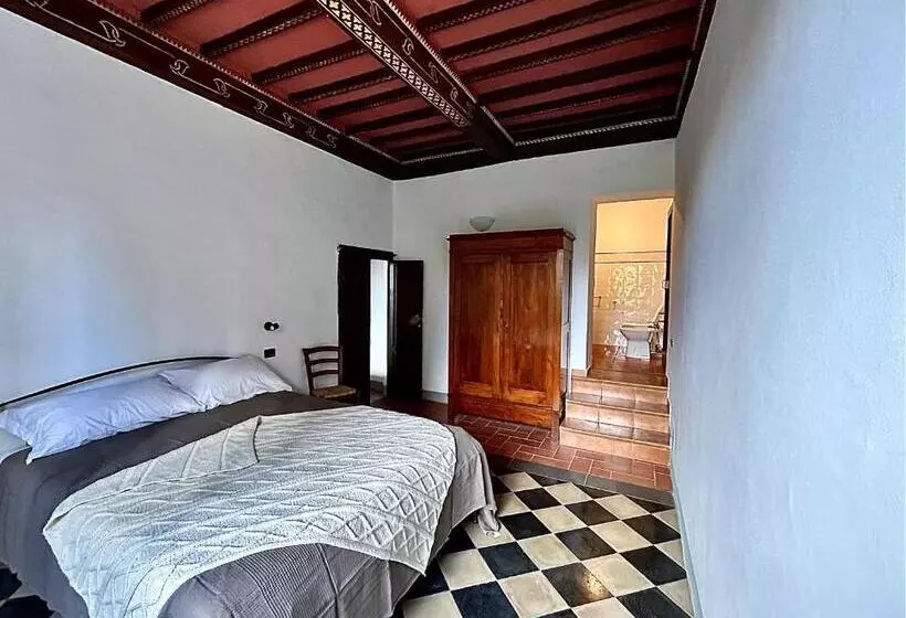 庭の見える１ベッドルームアパートメント, Villa Mucellena