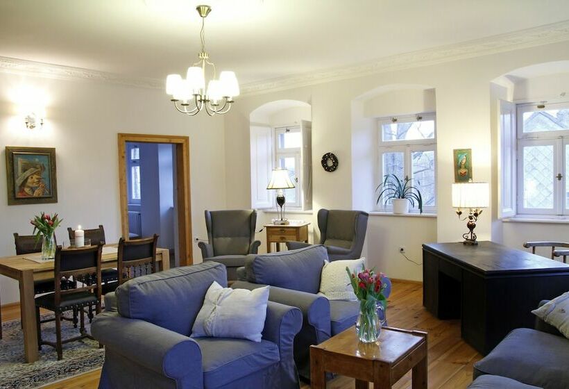 شقة أساسية غرفة واحدة, Biorezydencja