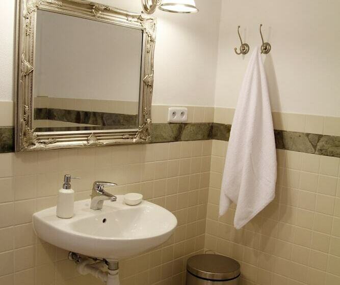 شقة أساسية غرفة واحدة, Biorezydencja