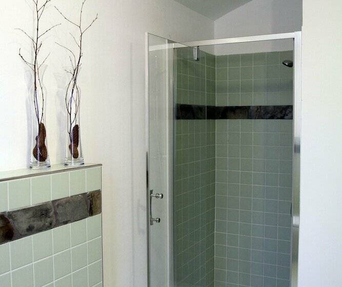 شقة أساسية غرفة واحدة, Biorezydencja