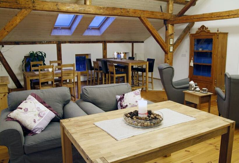 شقة أساسية غرفة واحدة, Biorezydencja