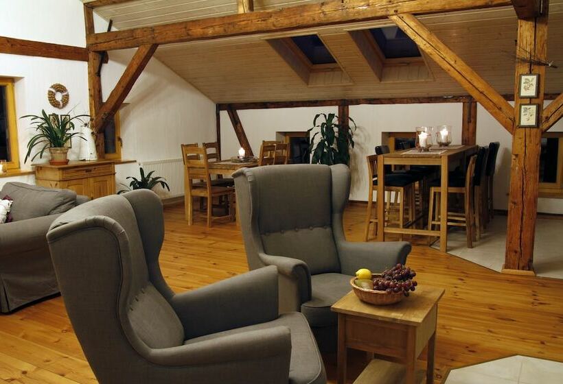 شقة أساسية غرفة واحدة, Biorezydencja