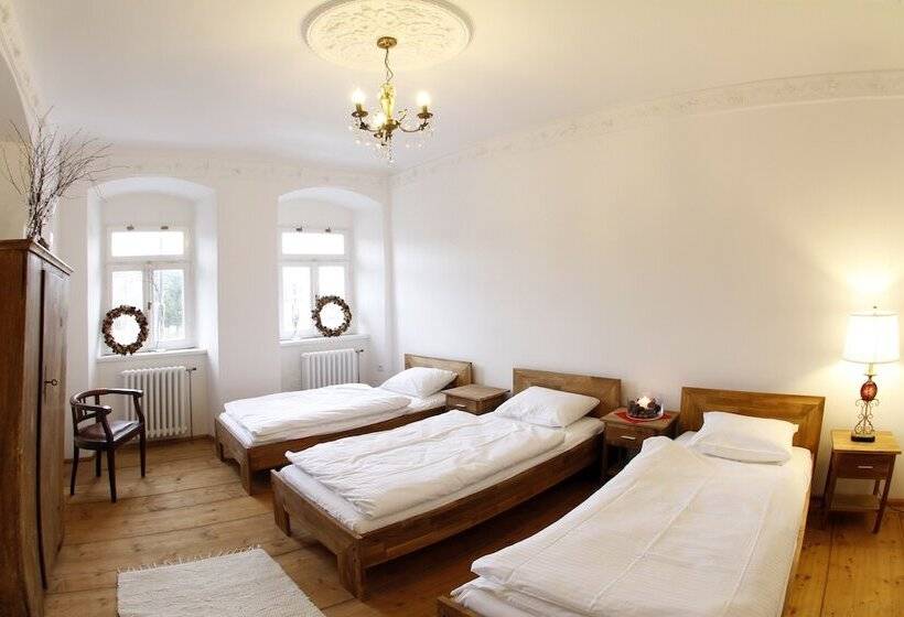 شقة أساسية غرفة واحدة, Biorezydencja