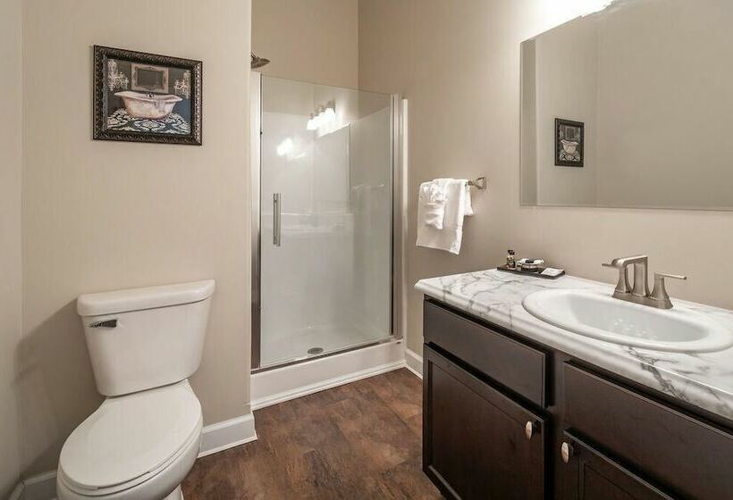 디럭스 스위트, D Monaco Luxury Resort