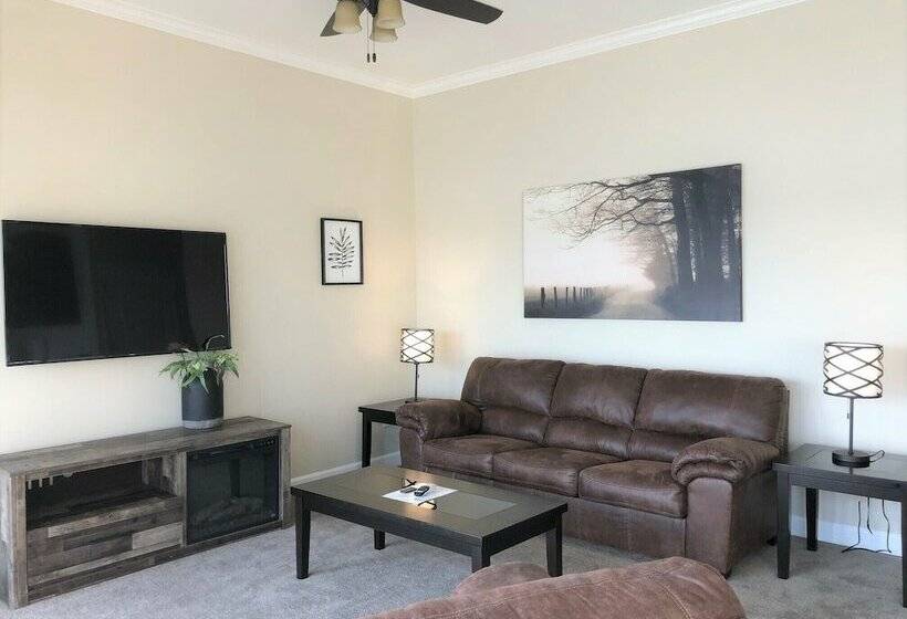 جناح بريميوم غرفتين نوم, D Monaco Luxury Resort