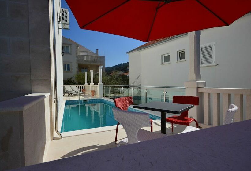 침실 2개 바다 전망 아파트, Villa Castello