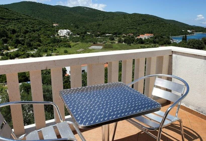 스탠다드 스튜디오 바다 전망, Villa Castello