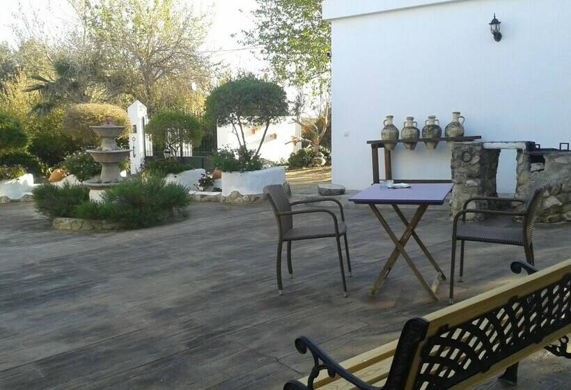 Talo 1 Makuuhuone, Casa Rural El Cubillo