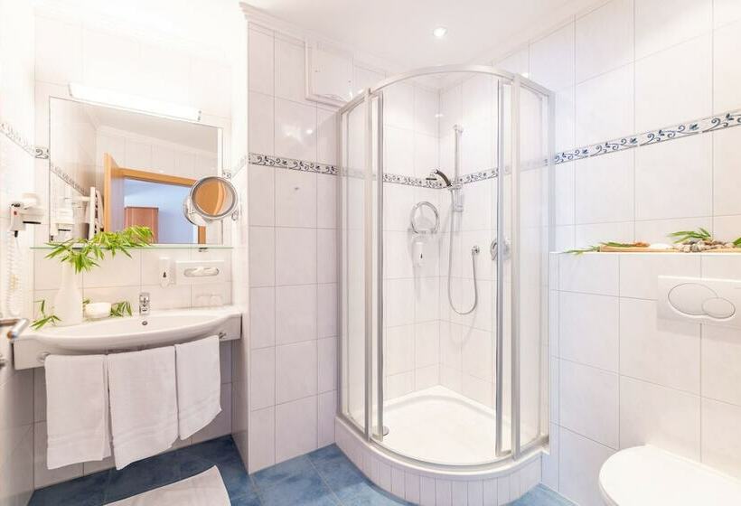 غرفة عائلية, Gratz Großarl