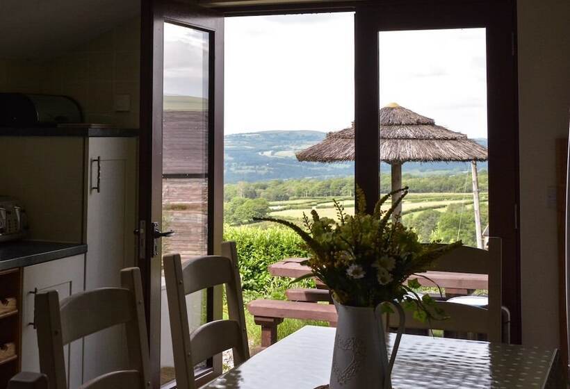 Дом 1 Спальня, Rhiwddu Barns   Brecon Beacons National Park