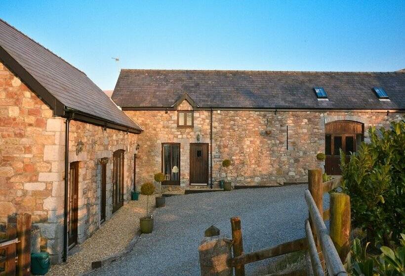 오두막, Rhiwddu Barns   Brecon Beacons National Park