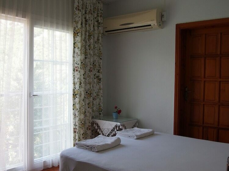 Номер Стандарт Двуспальная Кровать, Marti Pansiyon