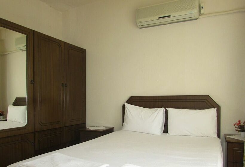 Номер Стандарт Трехместный, Marti Pansiyon