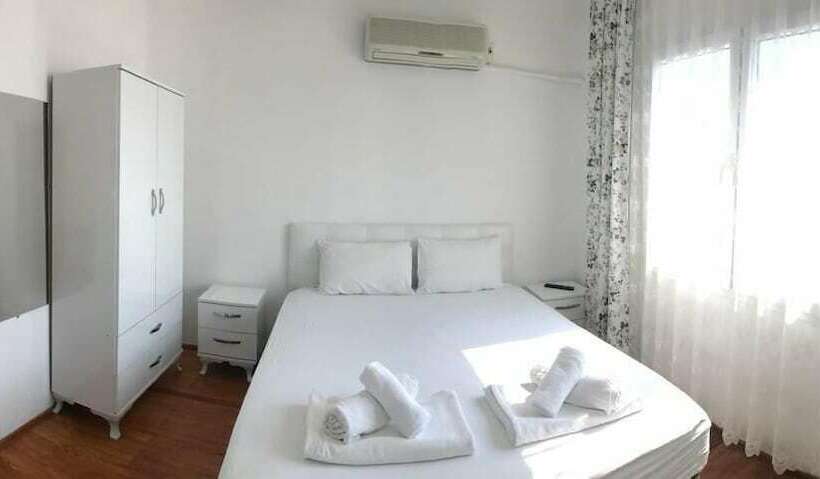 Номер Стандарт Трехместный, Marti Pansiyon