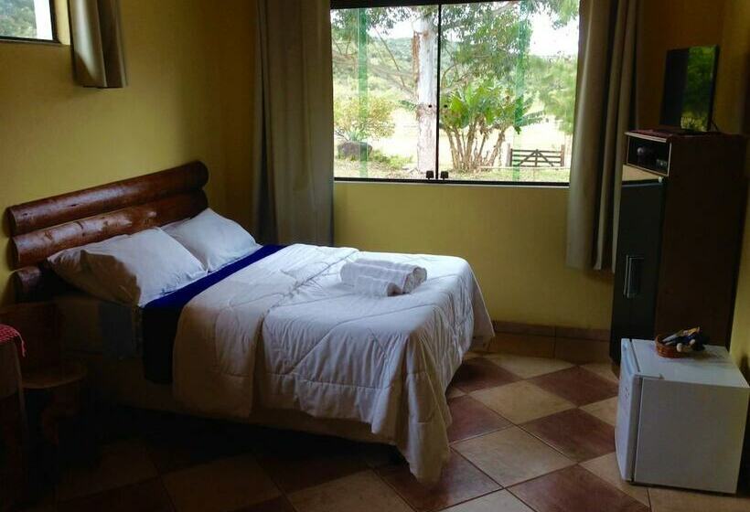 جناح ديلوكس مطل على الجبل, Pousada Ecorsini Aventura