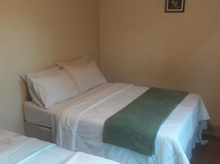 غرفة قياسية ثلاثية, Pousada Ecorsini Aventura