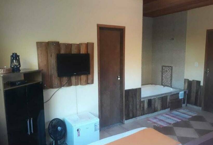 جناح ديلوكس مطل على الجبل, Pousada Ecorsini Aventura