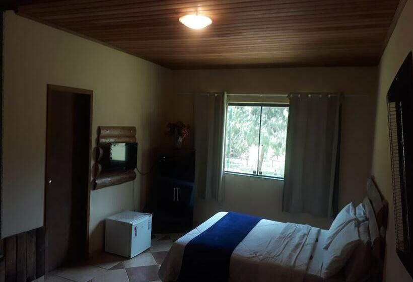 جناح ديلوكس مطل على الجبل, Pousada Ecorsini Aventura