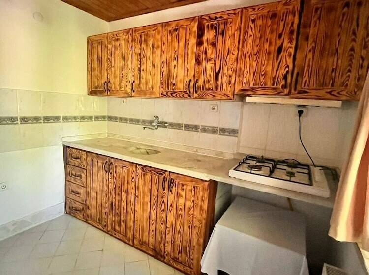 ２ベッドルームハウス, Gokceada Uysallar Köy Evi