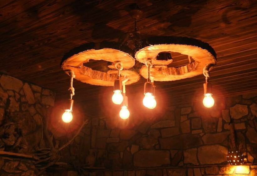 ２ベッドルームハウス, Gokceada Uysallar Köy Evi