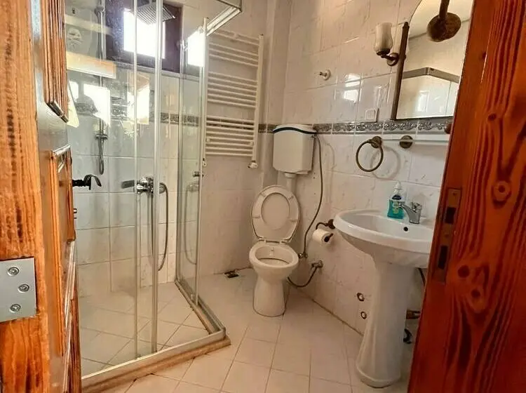 ２ベッドルームハウス, Gokceada Uysallar Köy Evi