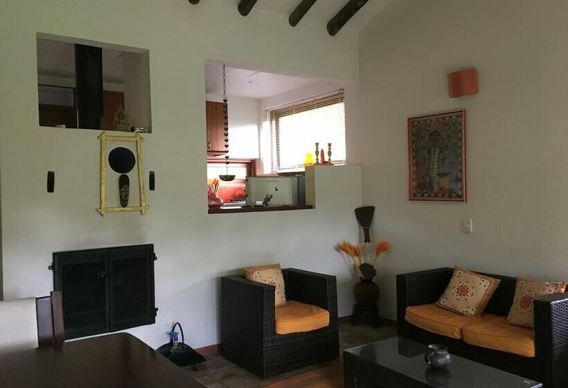 خانه 1 خوابه, Passadhi Guesthouse