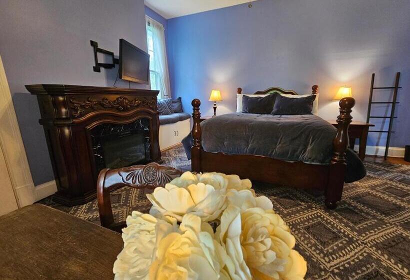 غرفة قياسية مطلّة علي الحديقة, Winridge Manor