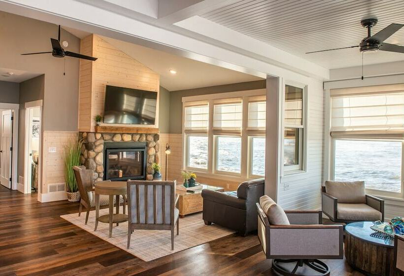 수피리어 룸, Grand View Lodge