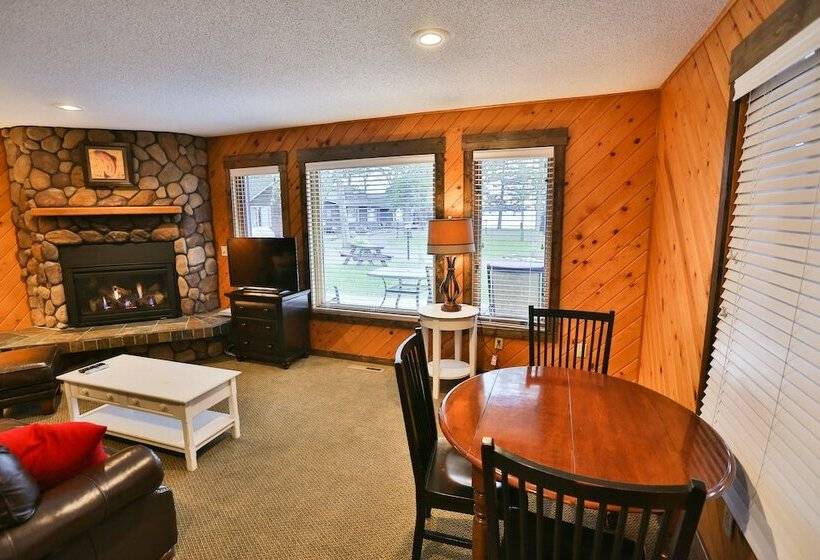 오두막, Grand View Lodge