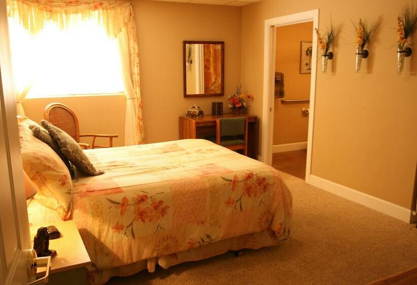 デラックスルーム, Monroe Street Suites