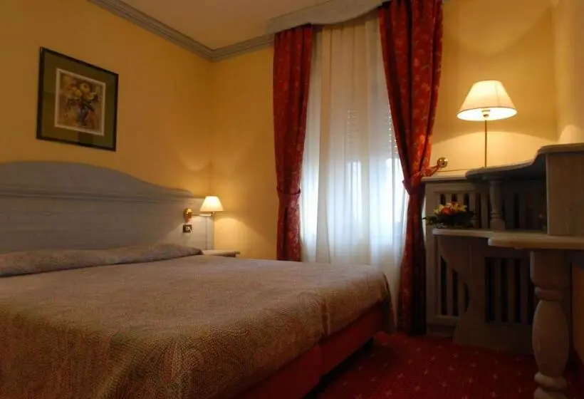 スイート（家族用）, Alpi   Foza