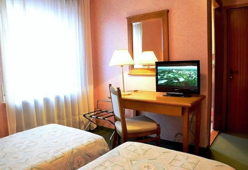 スタンダードルーム, Alpi   Foza