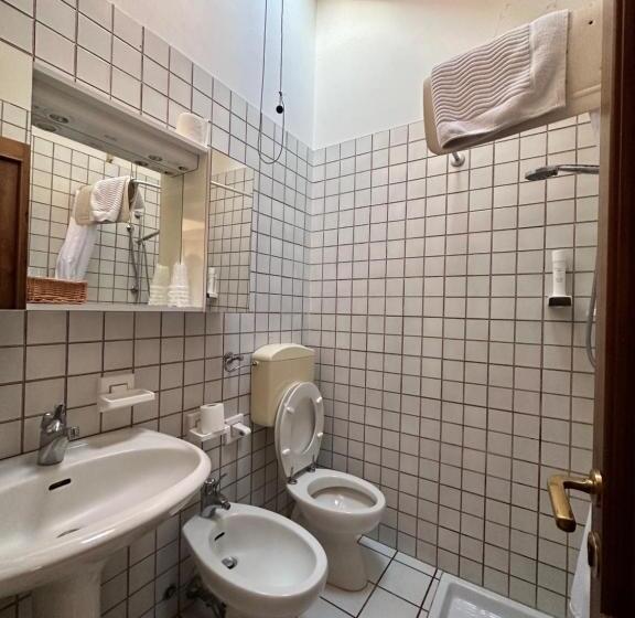 חדר סטנדרט לארבעה, Alpi   Foza