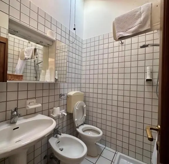 スタンダード４人部屋, Alpi   Foza