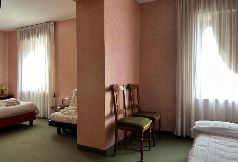 חדר סטנדרט לארבעה, Alpi   Foza