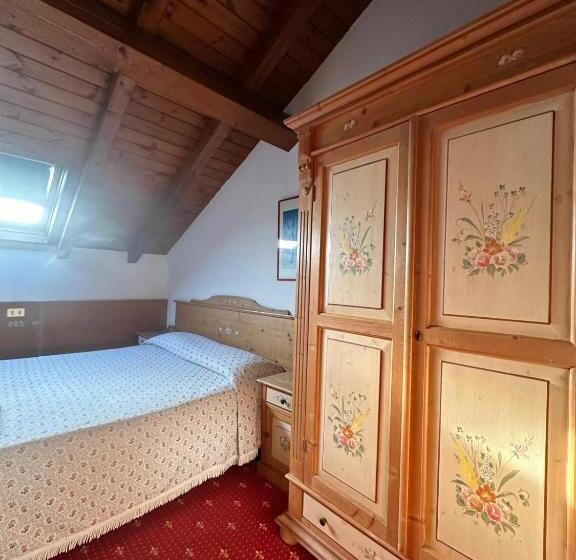 חדר אקונומי, Alpi   Foza