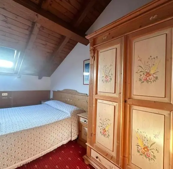 エコノミールーム, Alpi   Foza