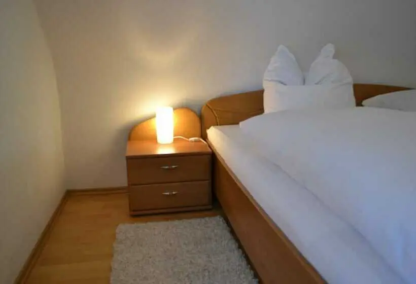 Comfort-huoneisto 1 Makuuhuone, Gasthaus Zur Linde