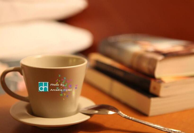 غرفة قياسية سرير كينج, Arcadia