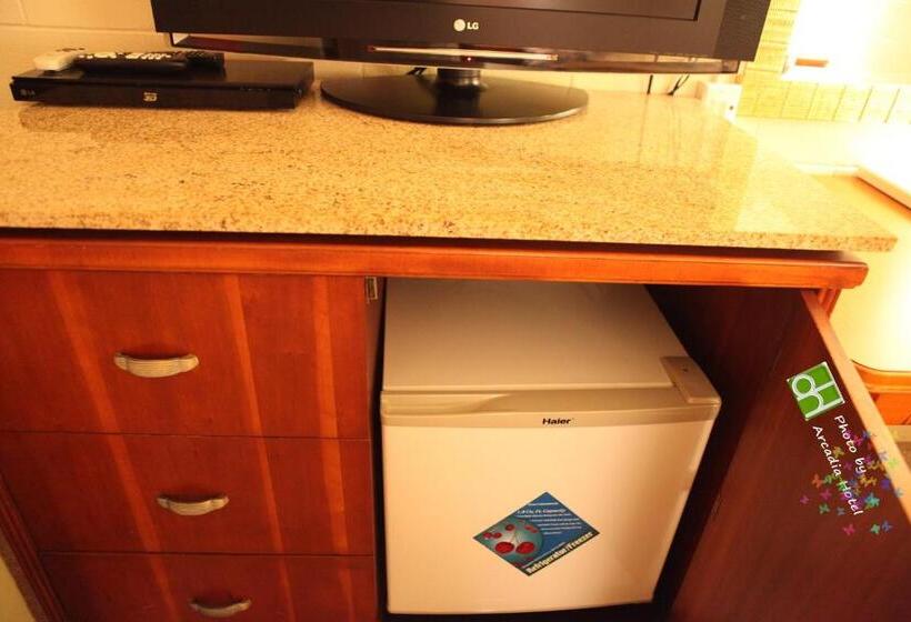 غرفة كومفورت, Arcadia