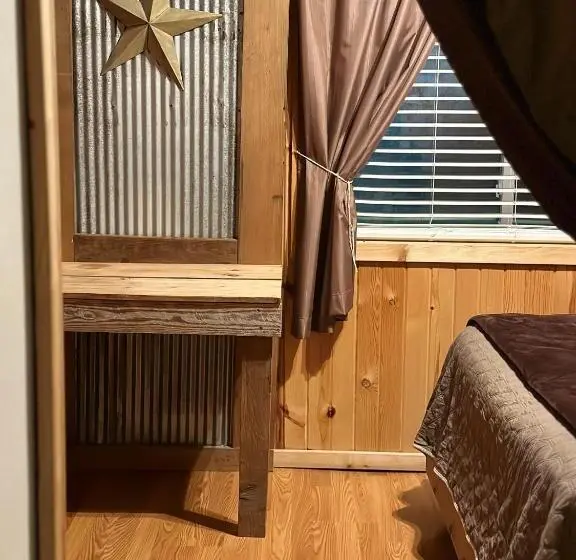 デラックスルーム, Country Cabins