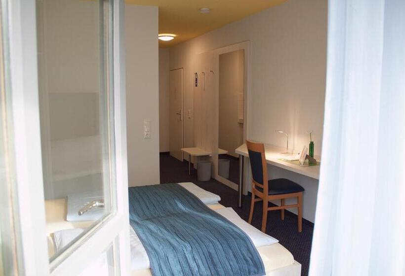 标准间, Pension Vicus