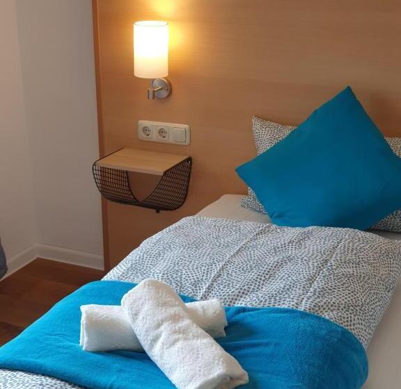 Номер Стандарт Индивидуальный, Garni Hotel Biebertal Am Milseburgradweg