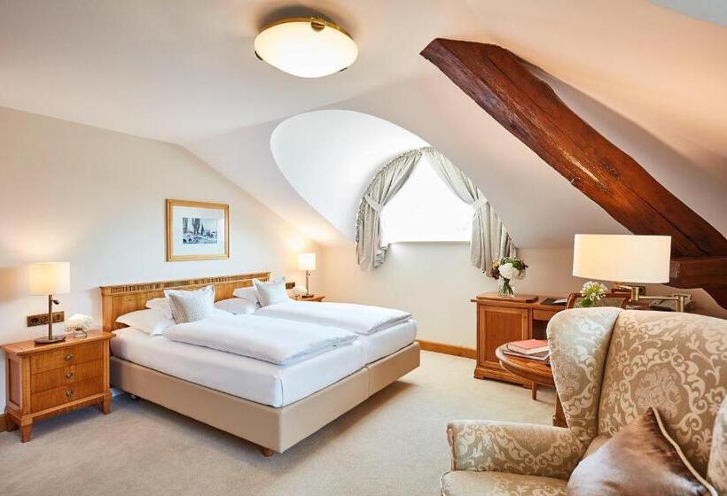 Номер Стандарт, Allee