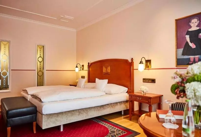 اتاق استاندارد, Allee