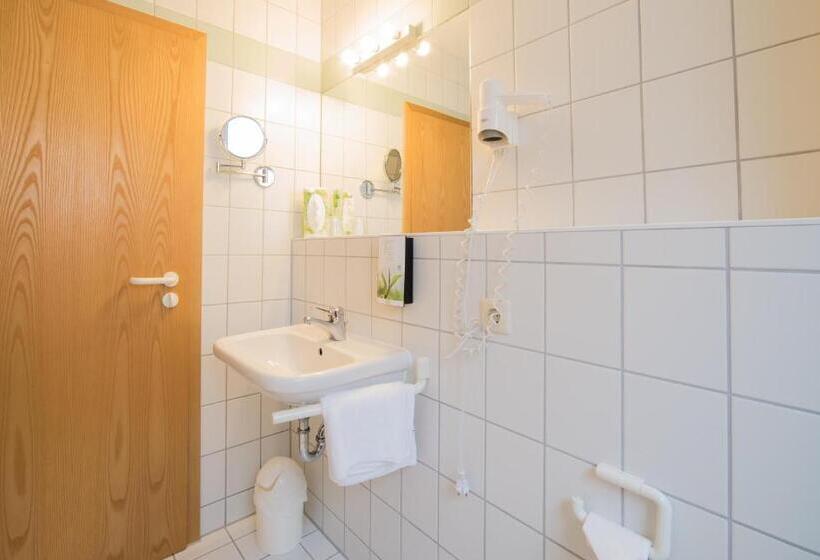 스탠다드 싱글 룸, Am Wasen