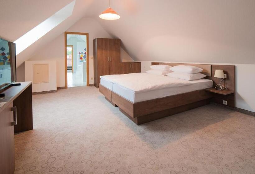 침실 2개 스위트, Am Wasen