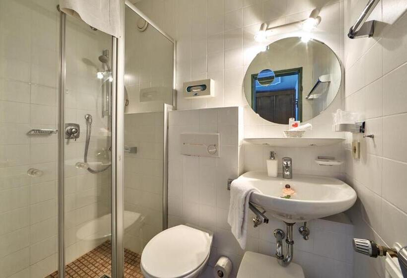 غرفة قياسية فردية, Bichlerhof