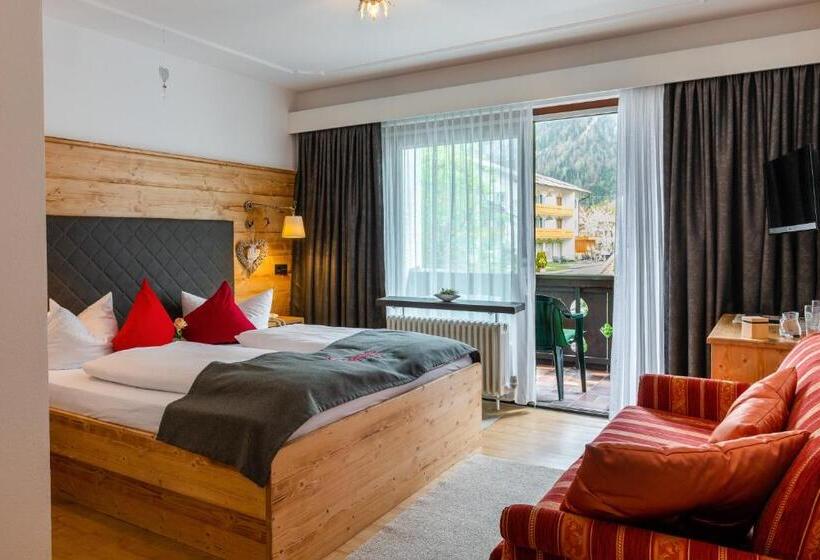 غرفة قياسية ثلاثية, Bichlerhof