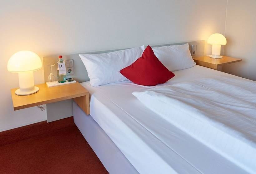 标准单人间, Collegium Glashütten